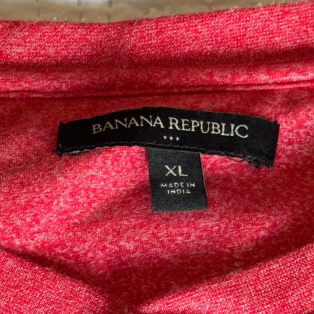 Banana Republic Henley Shirt Mens XL Red Casual Cozy Jersey